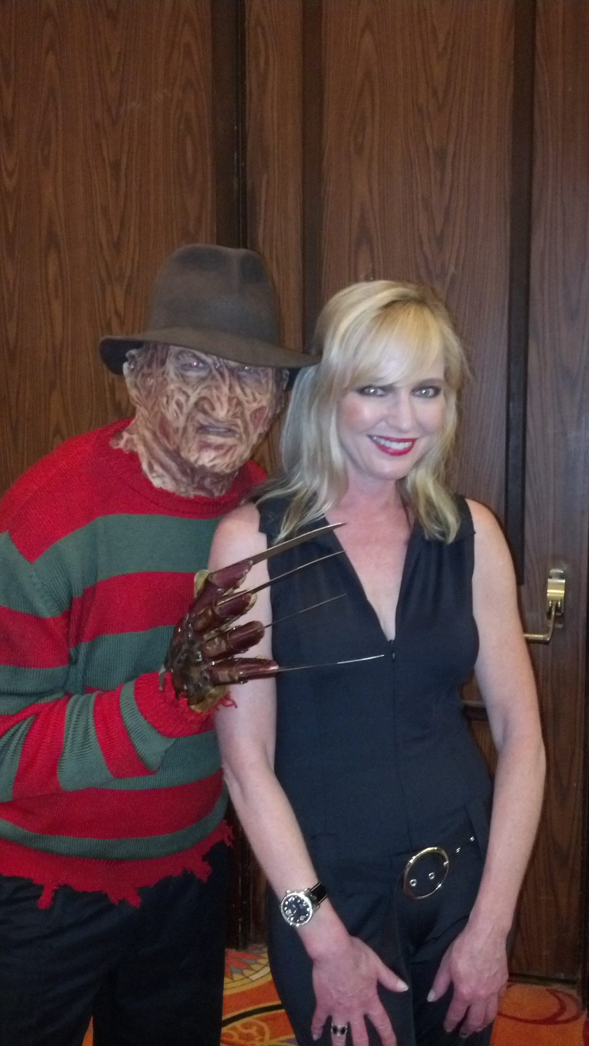 Nightmare on Elm Street star Wilcox poses with the man of her dreams. (Photo by Jeff Flynn)