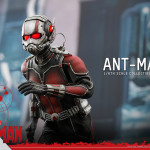 Hot Toys – Ant-Man – Ant-Man Collectible Figure_PR11