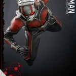 Hot Toys – Ant-Man – Ant-Man Collectible Figure_PR5